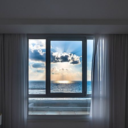 Sea View Apartment Suite Тель-Авив Экстерьер фото